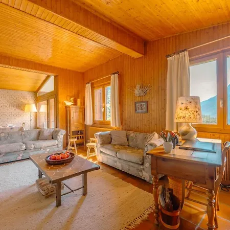 Chalet Corzelet In - Out - Happy *