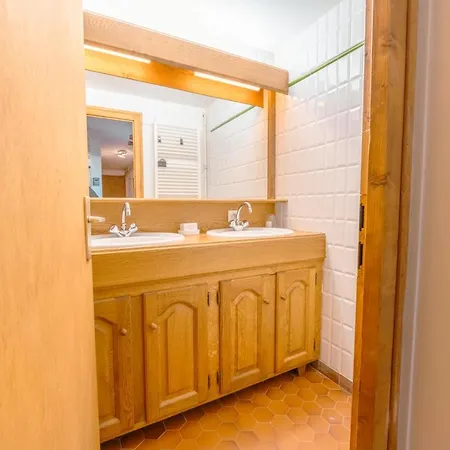 Corzelet In - Out - Happy Chalet *